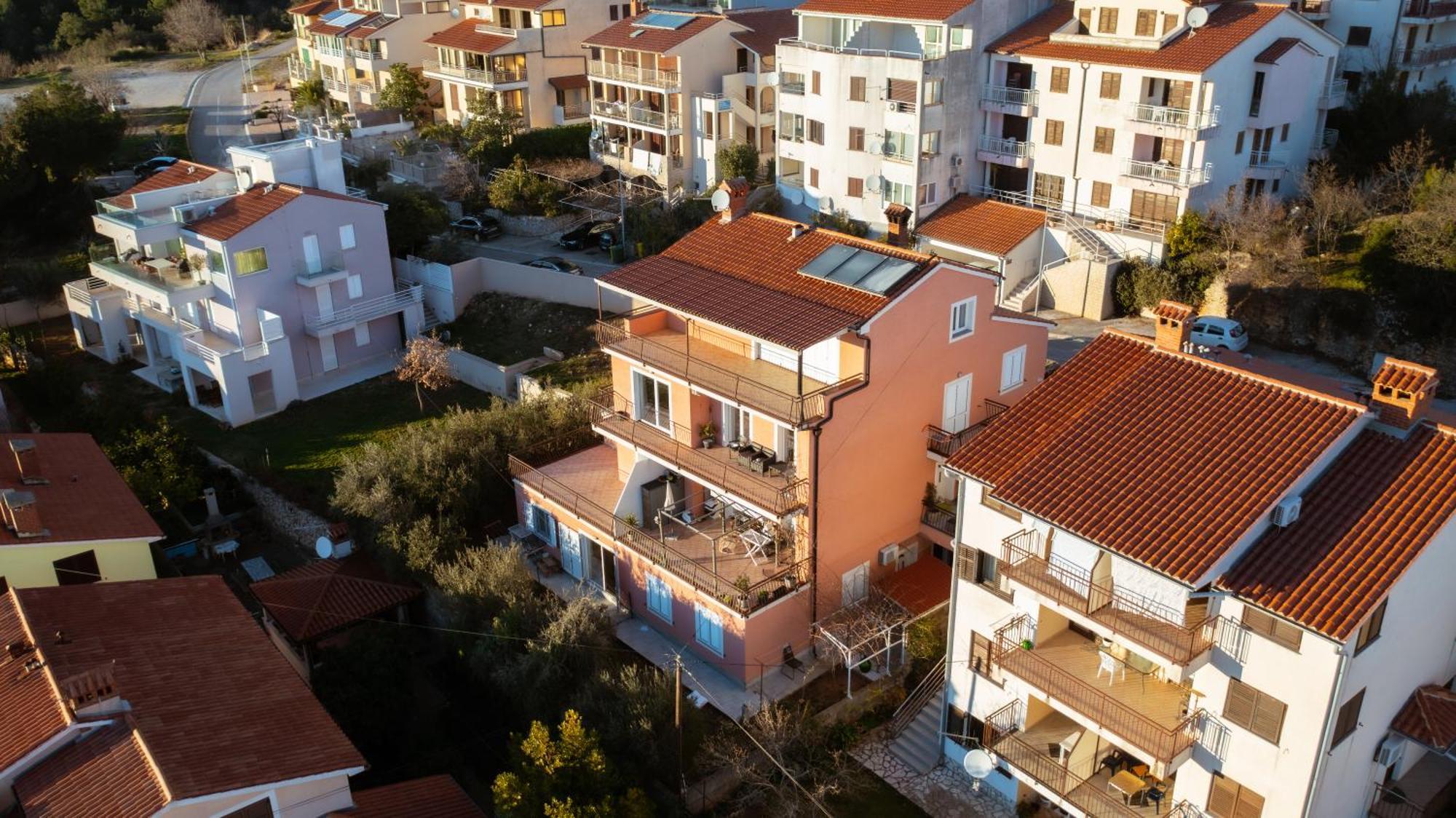 Apartments Oriana ラバック エクステリア 写真