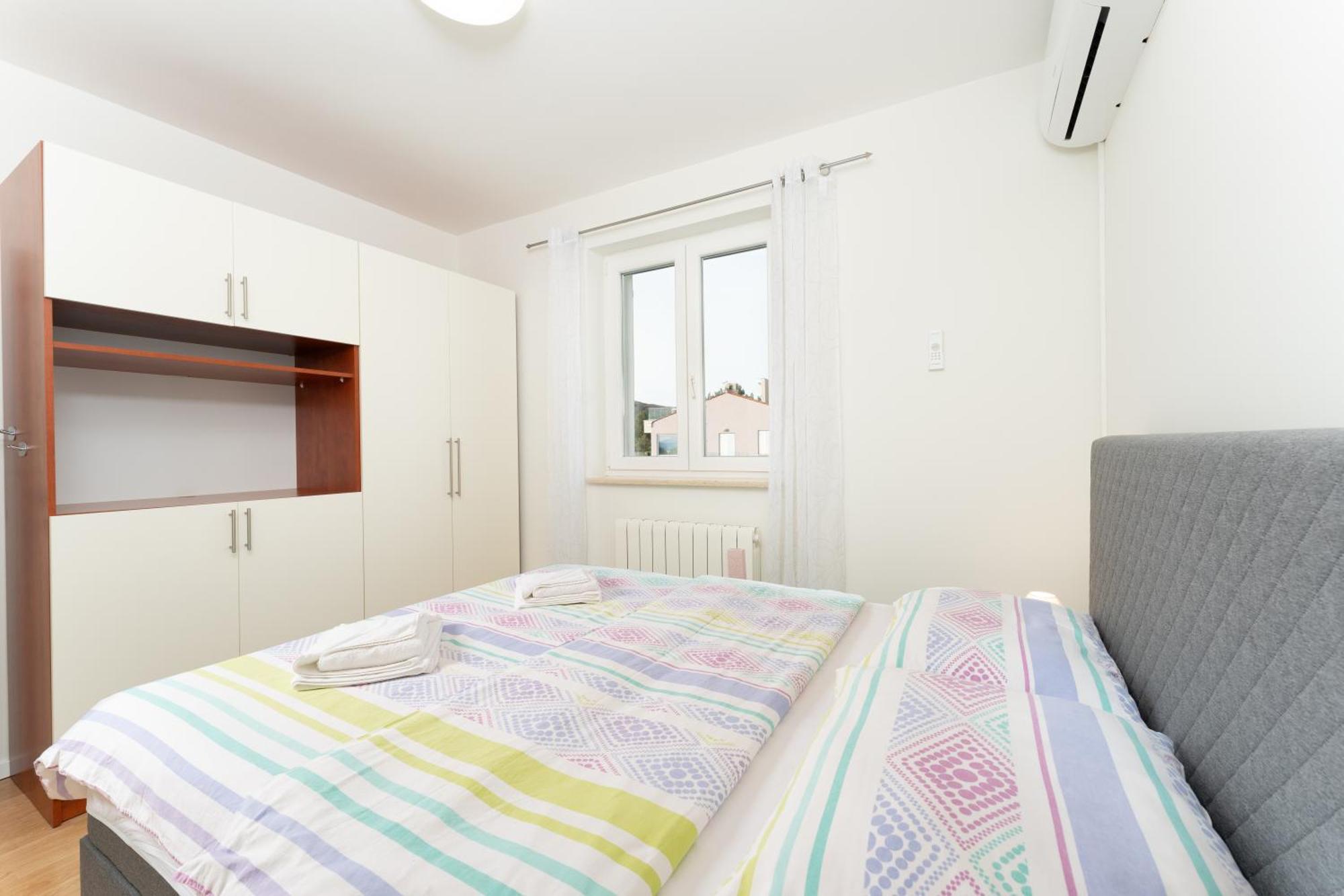 Apartments Oriana ラバック エクステリア 写真