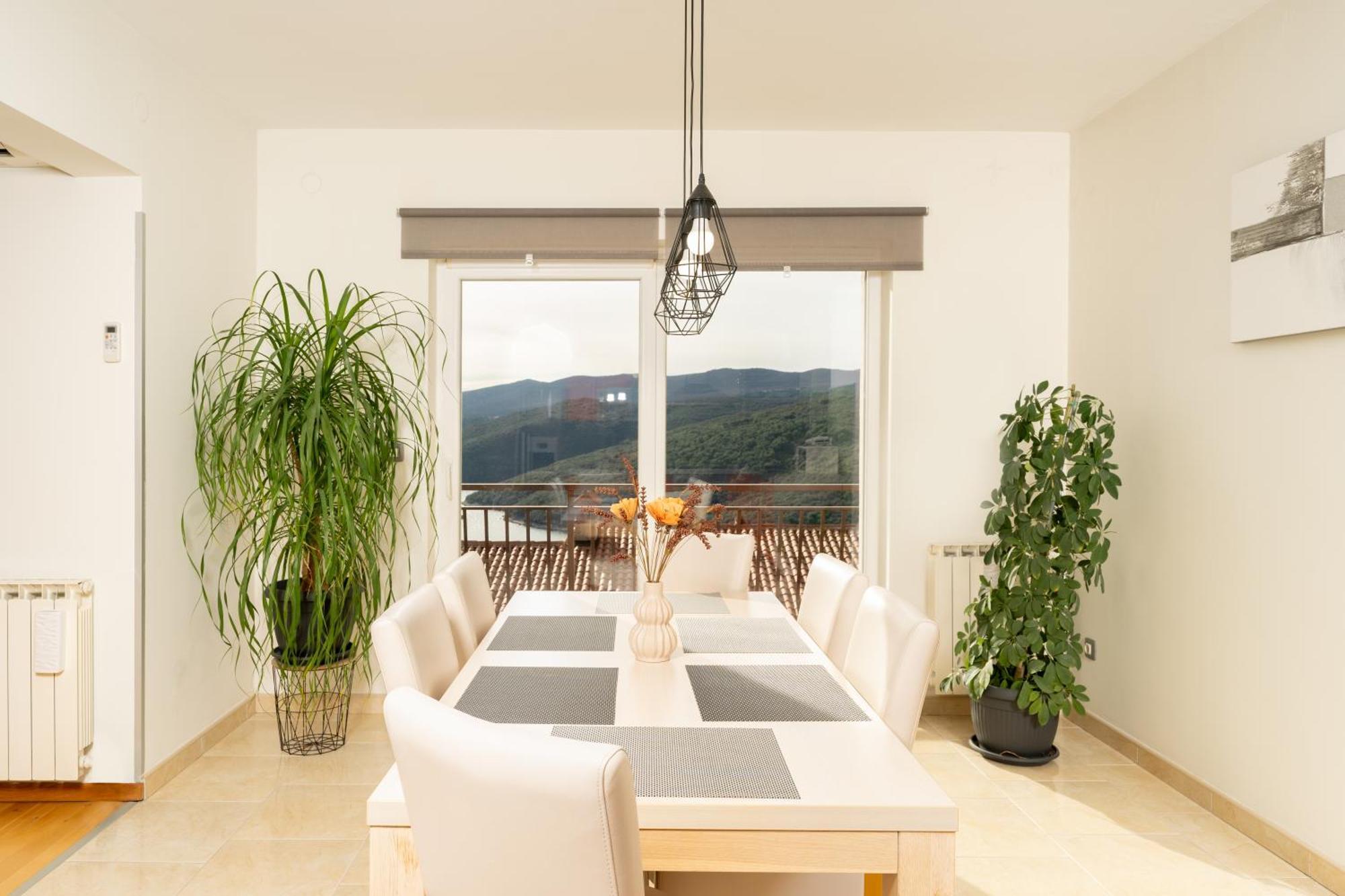 Apartments Oriana ラバック エクステリア 写真